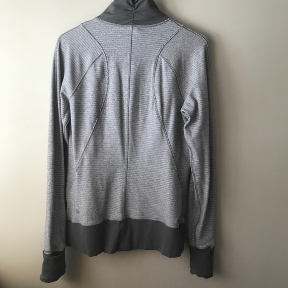 Lululemon 12 Runderful 1/2 Zip Pullover Grey RULU - Picture 10 of 14